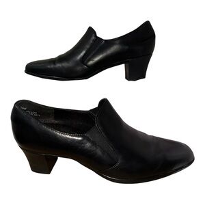 EUC‎ MUNRO Pumps in black - 6.5